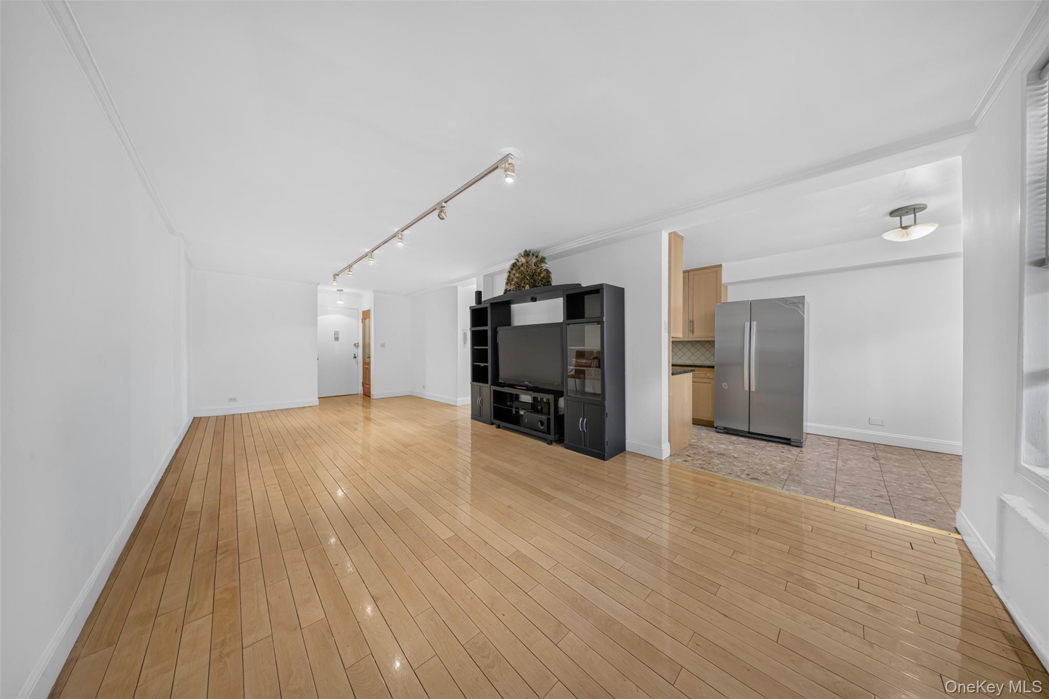 138-70 Elder Avenue 3l Property Photo 9