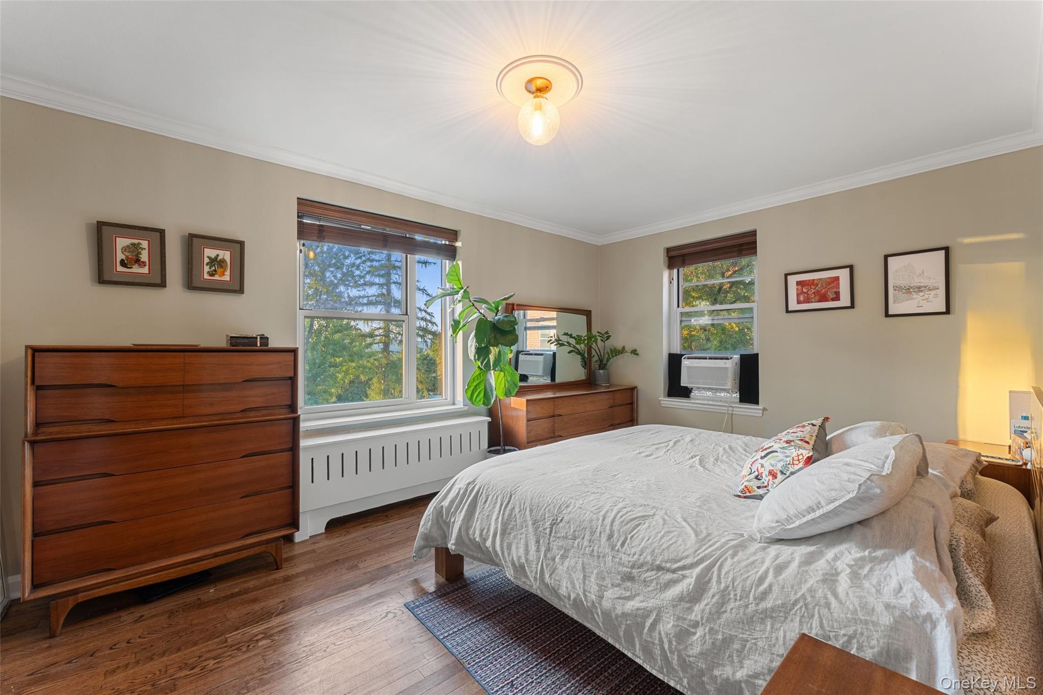 555 Broadway 3e Property Photo 4