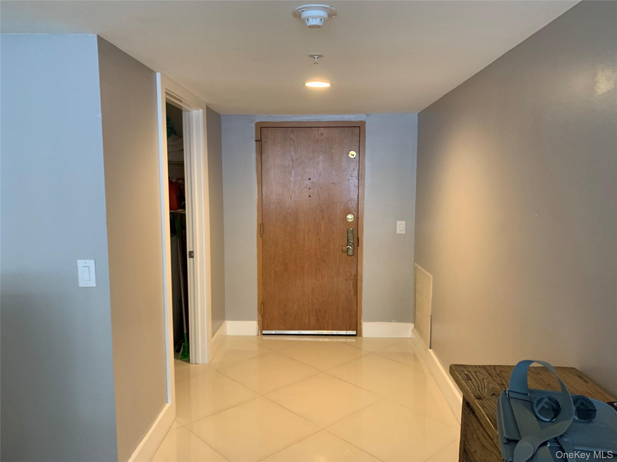 16711 Collins Avenue #301 Property Photo 6