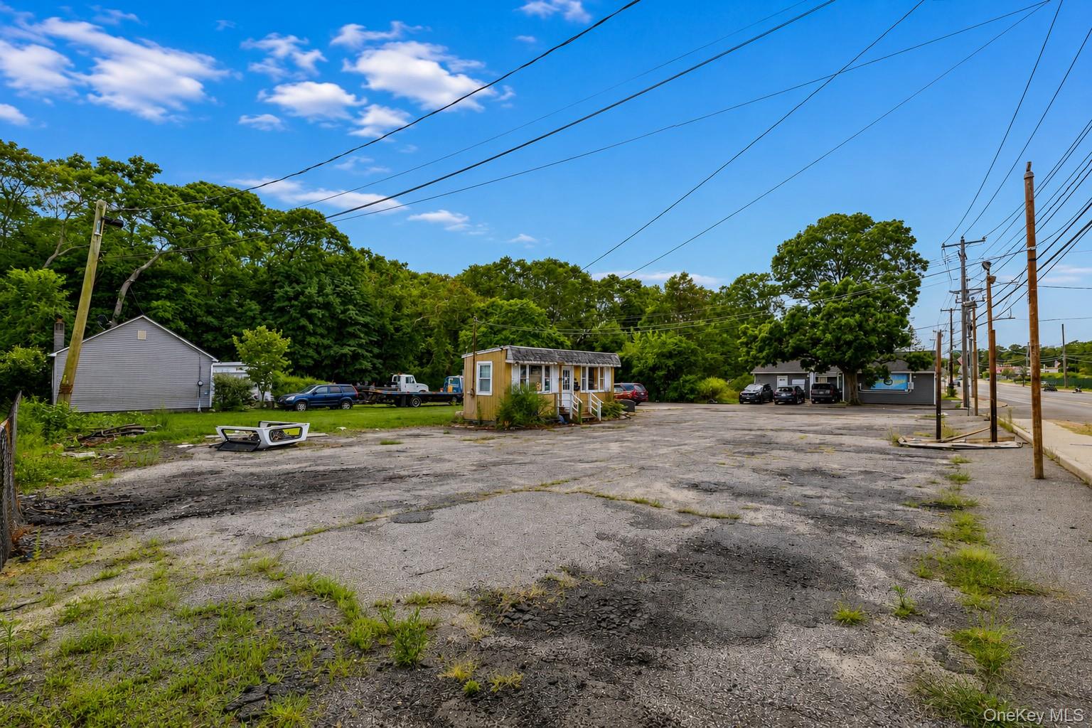 1540 Montauk Highway Property Photo 4