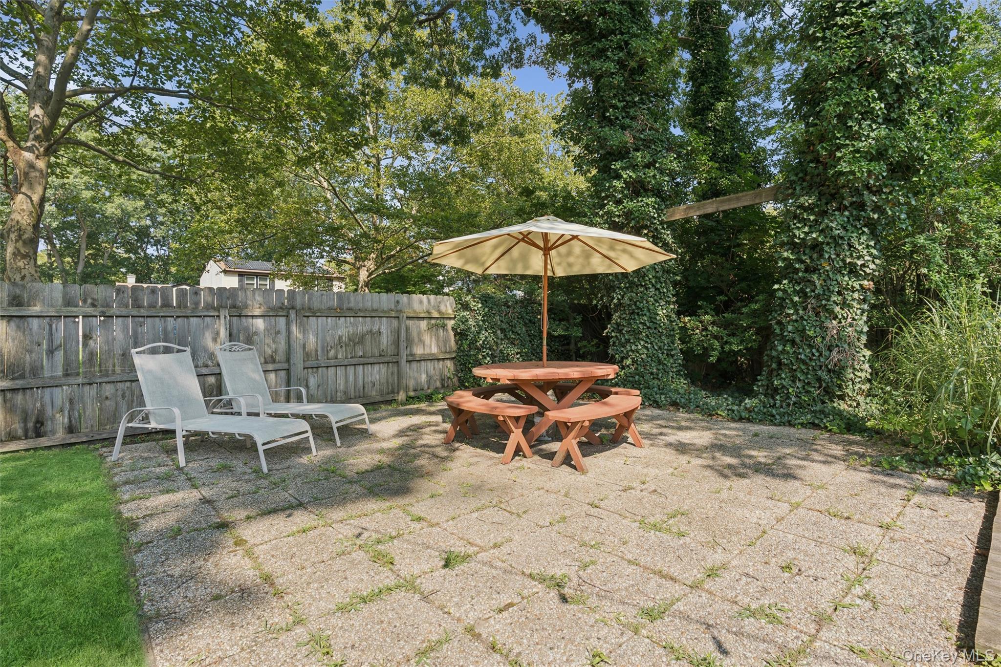 27 Sugarbush Lane Property Photo 32