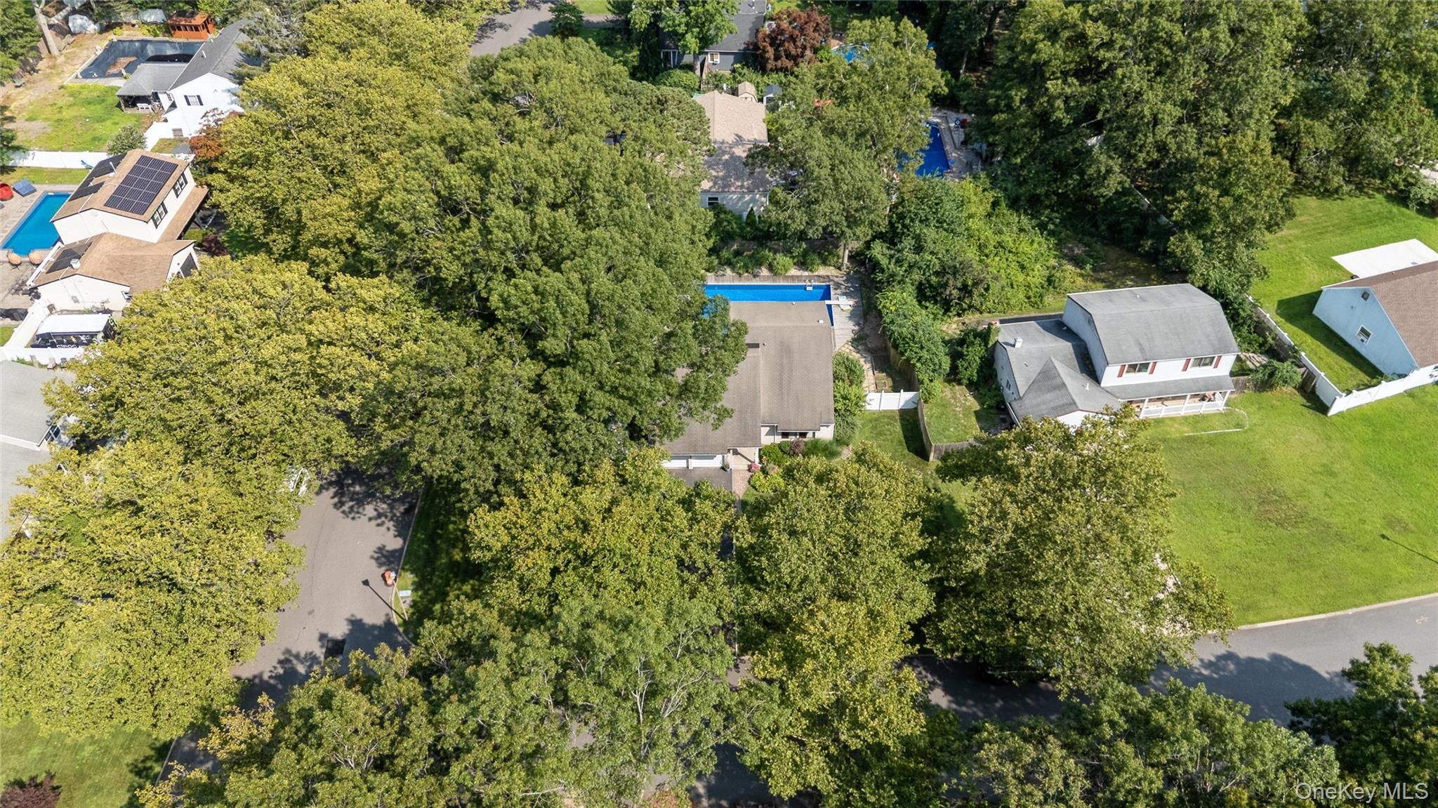 27 Sugarbush Lane Property Photo 42