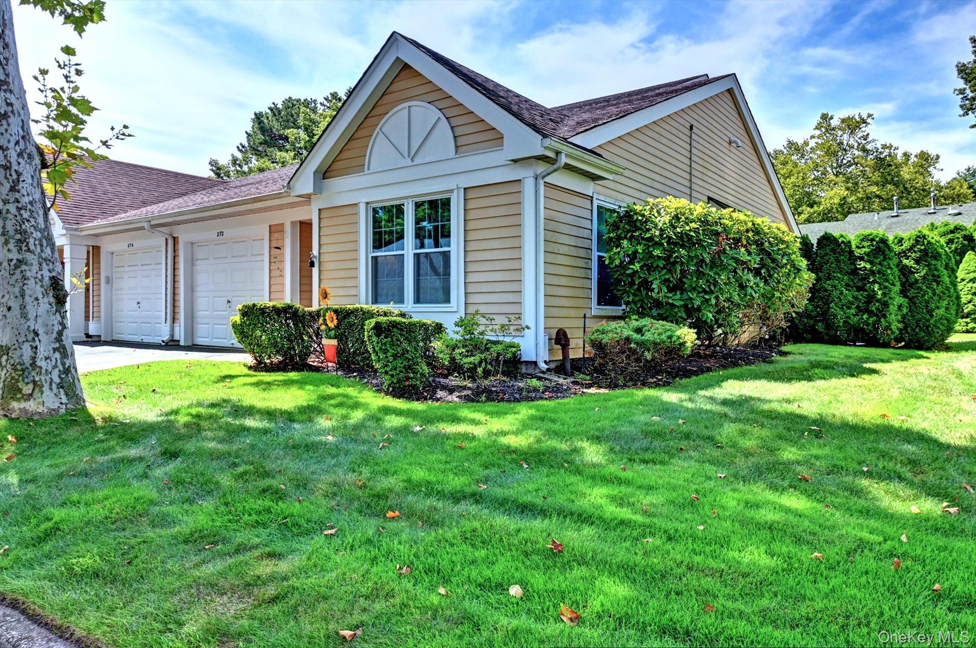 272 Glen Drive Property Photo 1