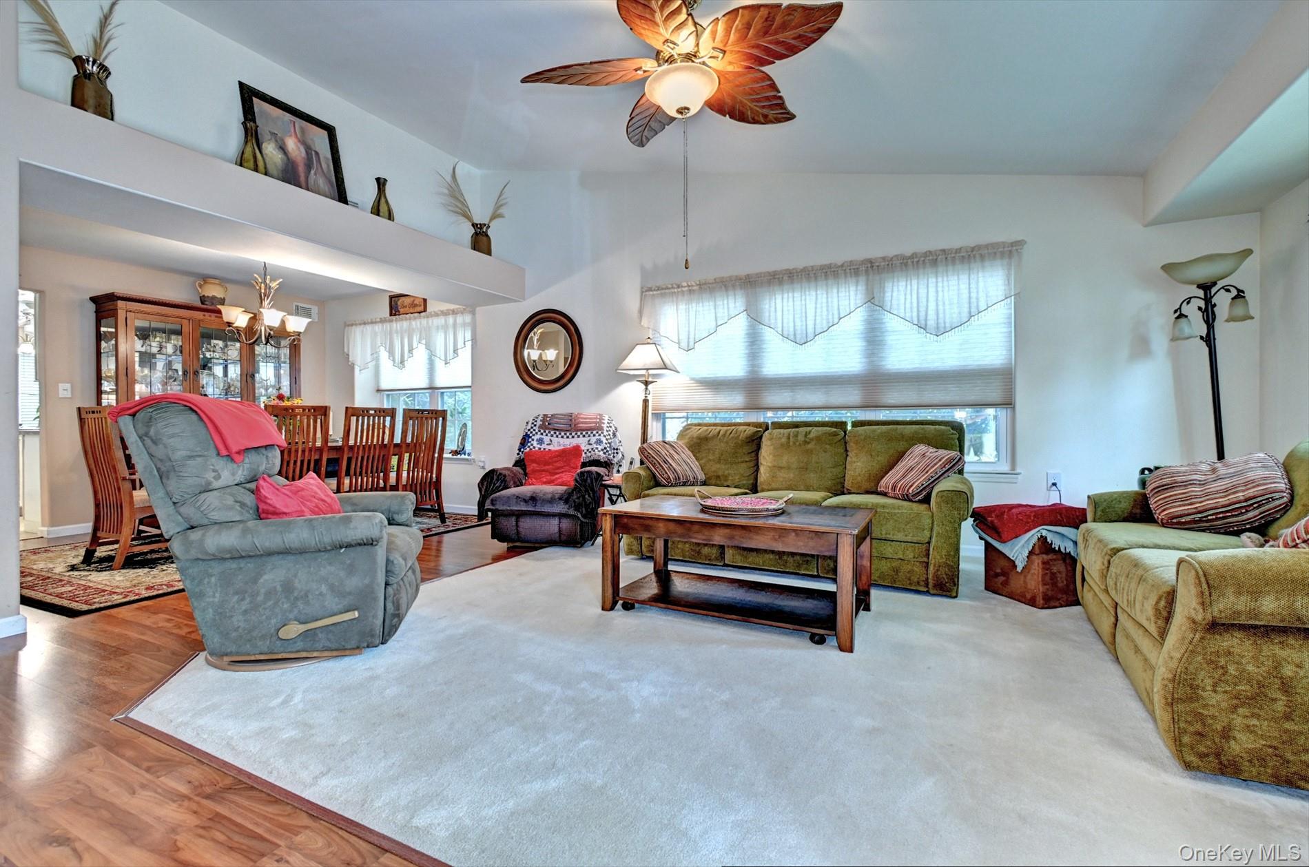 272 Glen Drive Property Photo 5