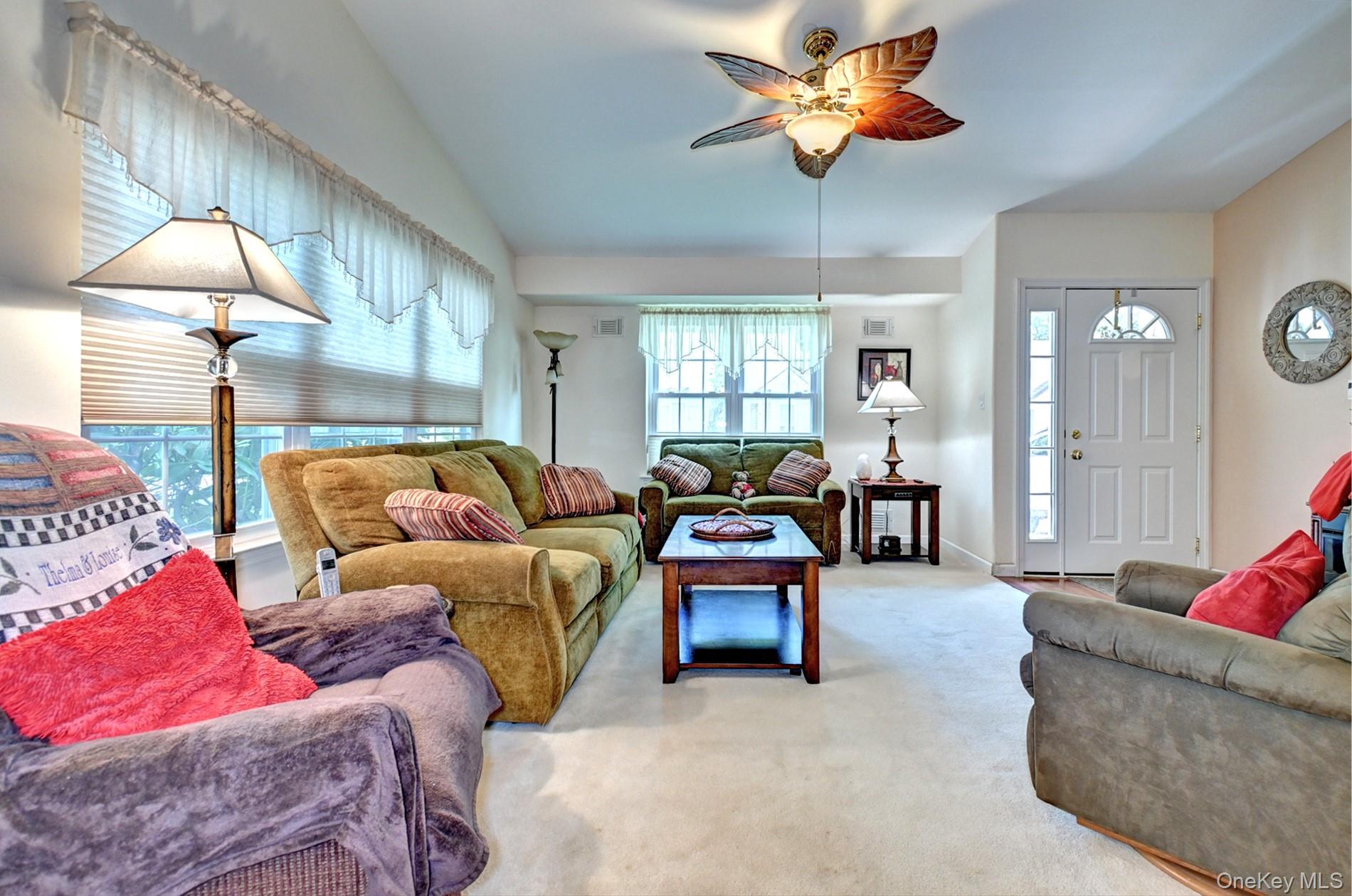 272 Glen Drive Property Photo 6