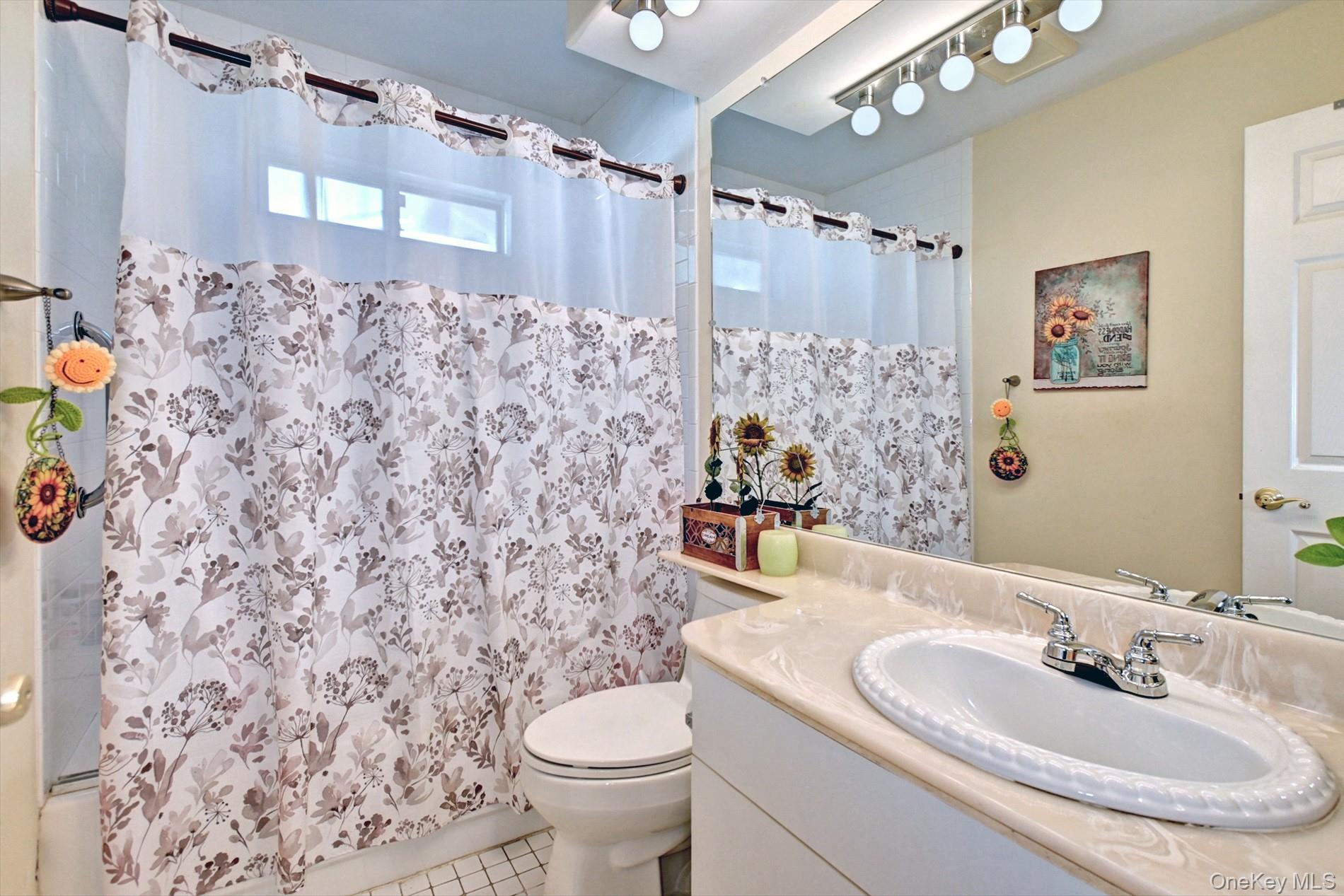 272 Glen Drive Property Photo 16
