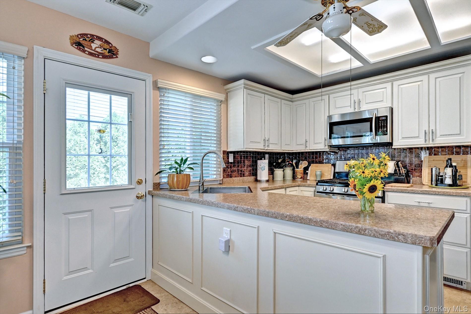 272 Glen Drive Property Photo 20