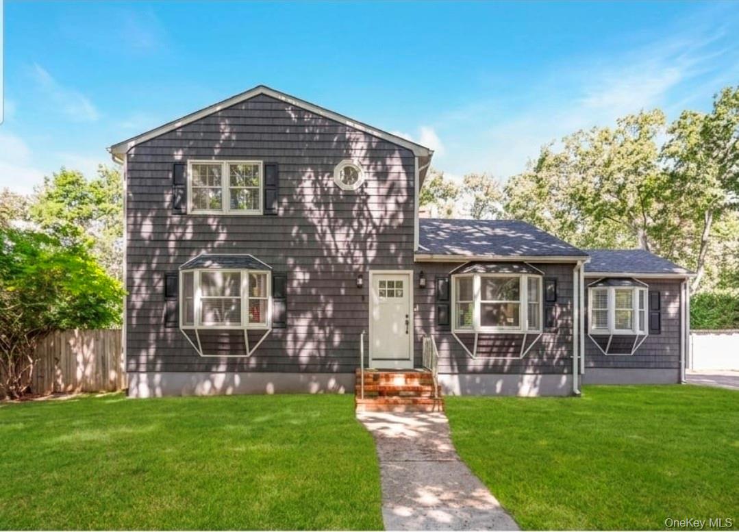 9 Half Moon Pond Road Property Photo 1