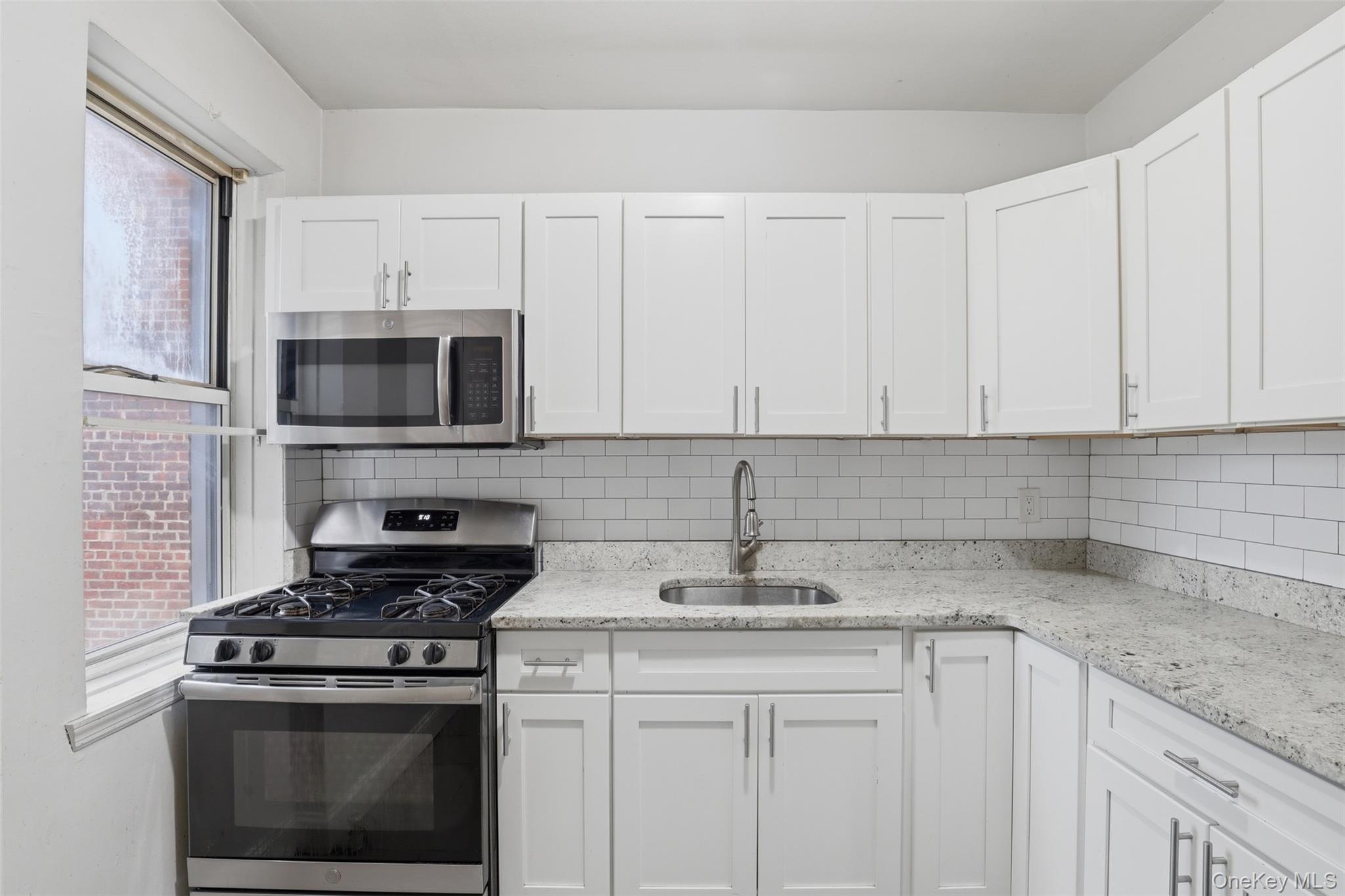 107 Glen Road 6d Property Photo 11