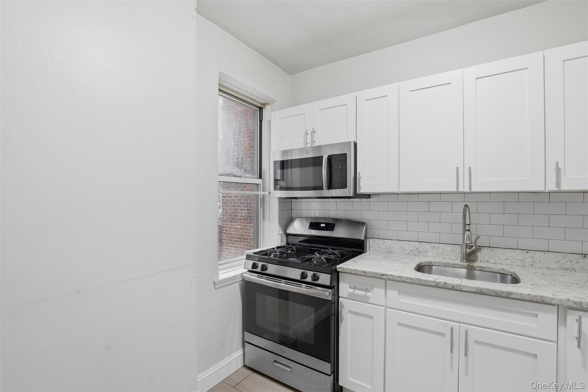 107 Glen Road 6d Property Photo 12