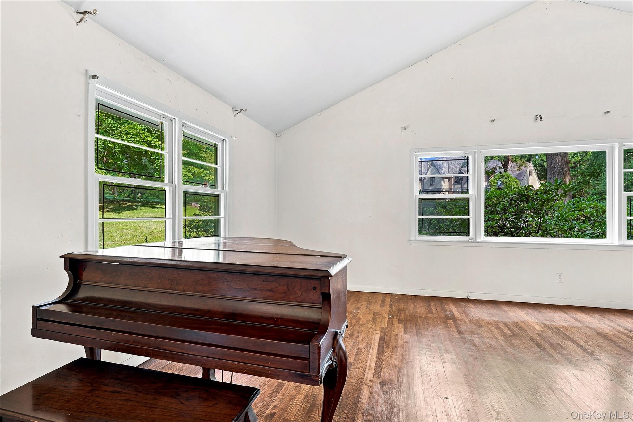 7 Overhill Road Property Photo 4