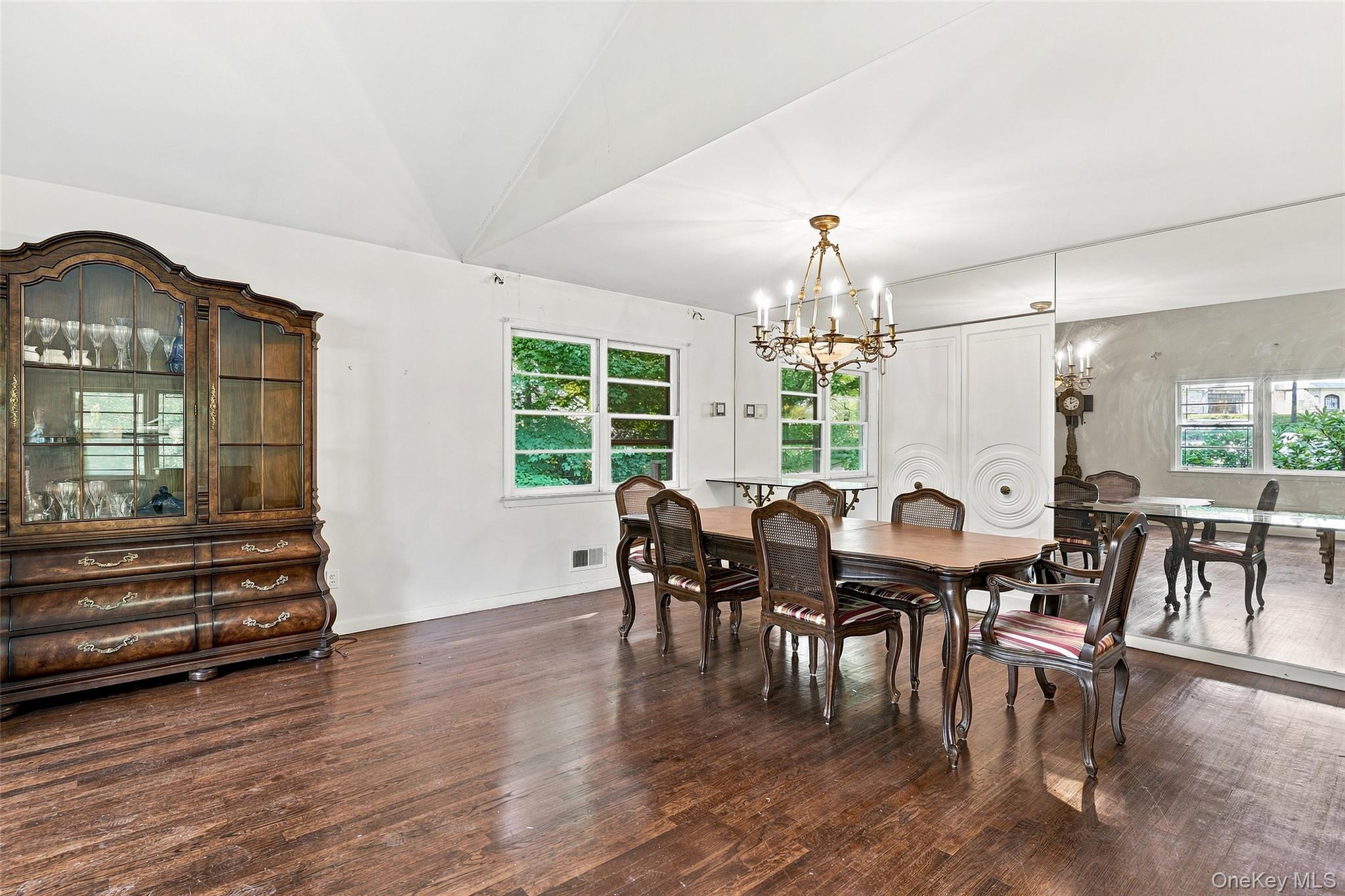 7 Overhill Road Property Photo 6