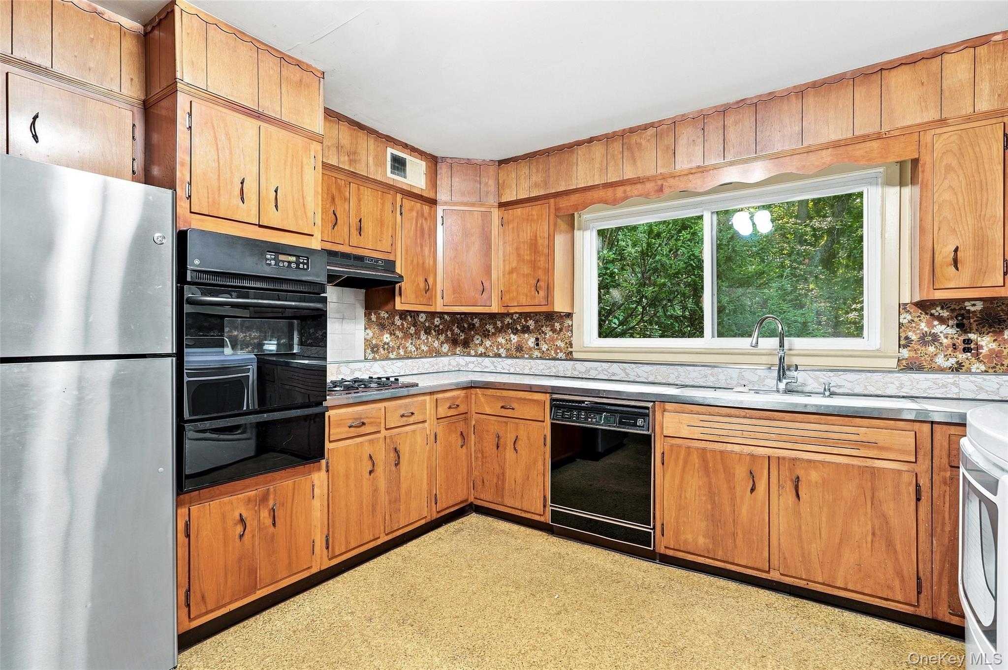 7 Overhill Road Property Photo 10