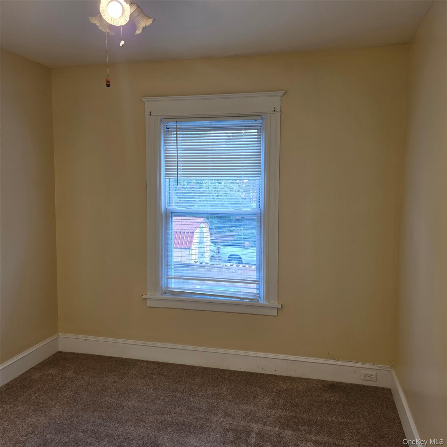 35 Manitou Avenue 2 Property Photo 5
