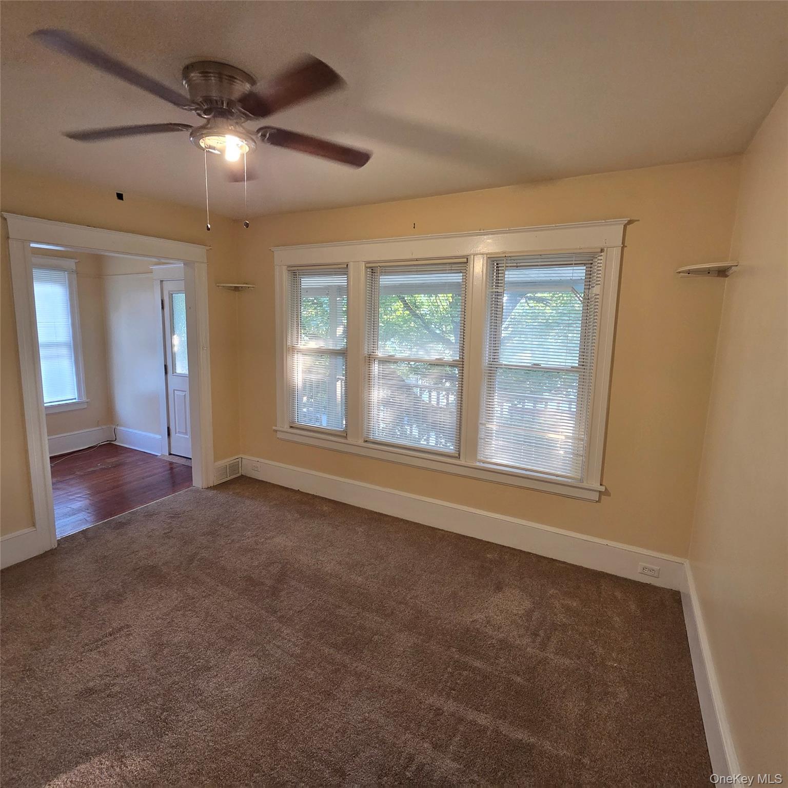 35 Manitou Avenue 2 Property Photo 10