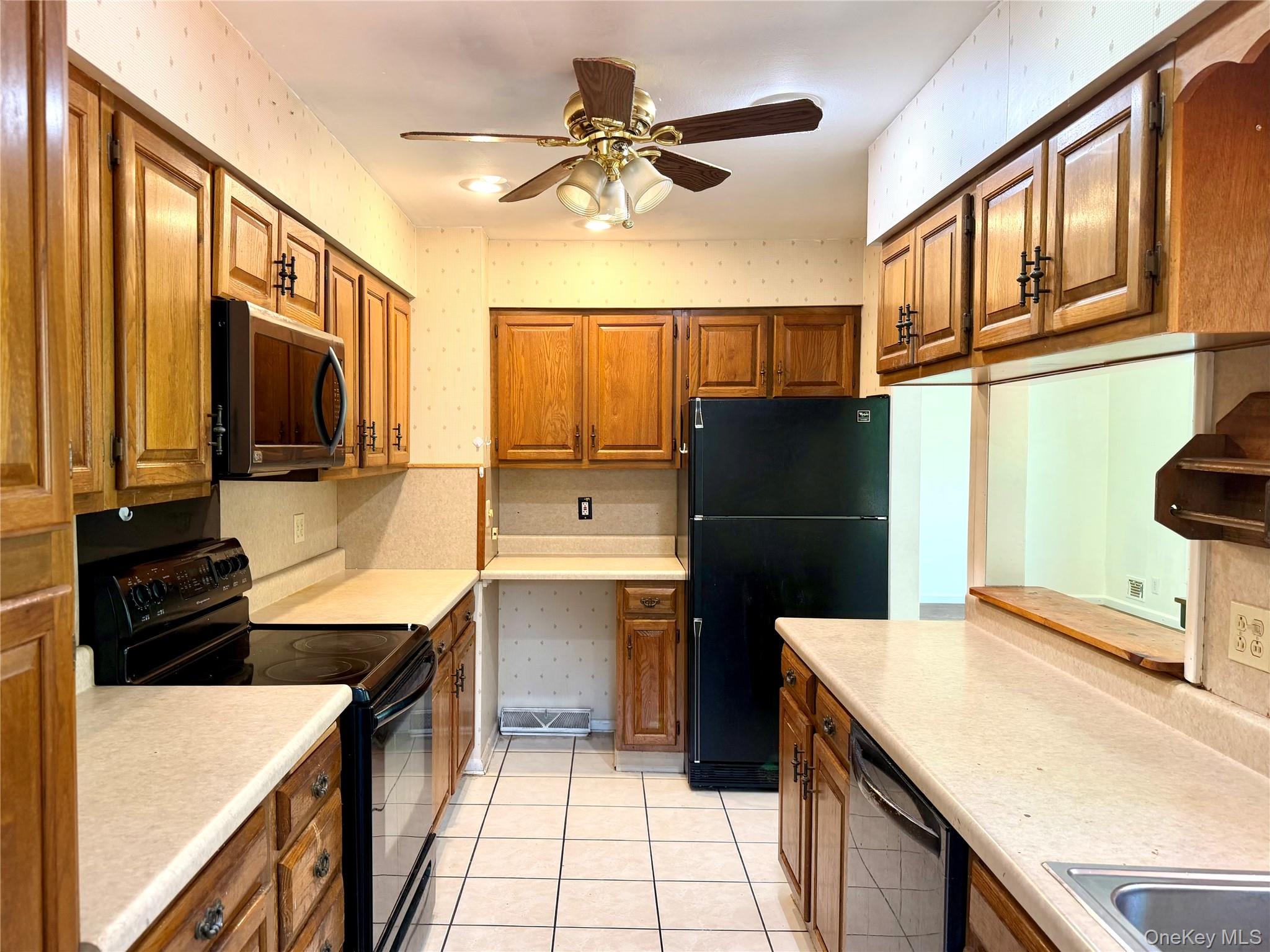 40 Crescent View Property Photo 12