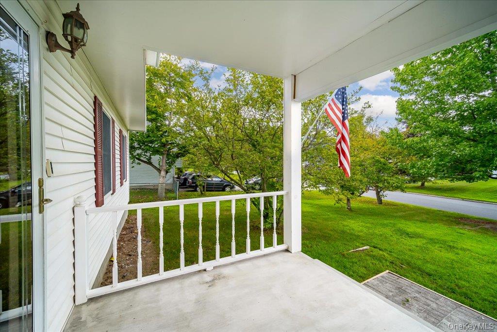 207 Butter Hill Drive Property Photo 2