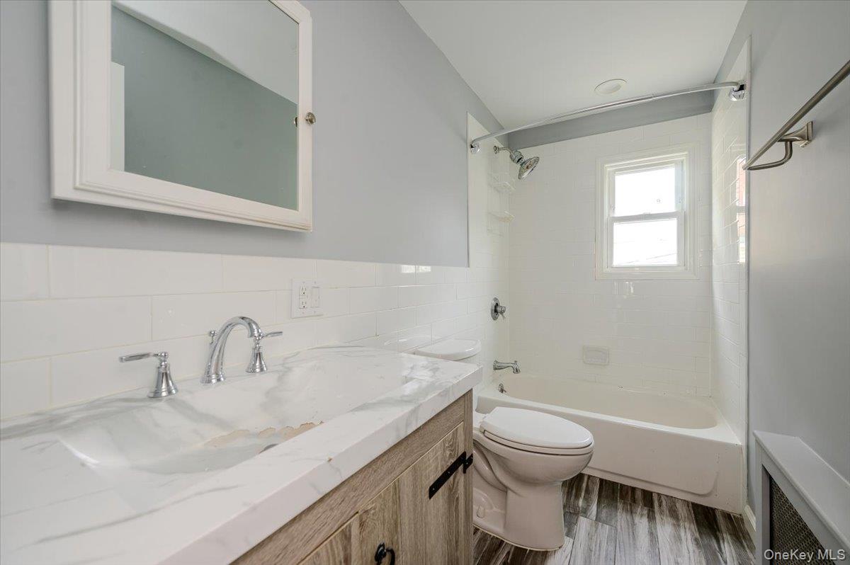 450 E Broadway Property Photo 11