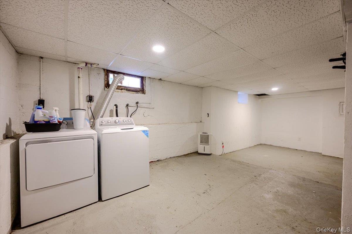 450 E Broadway Property Photo 18