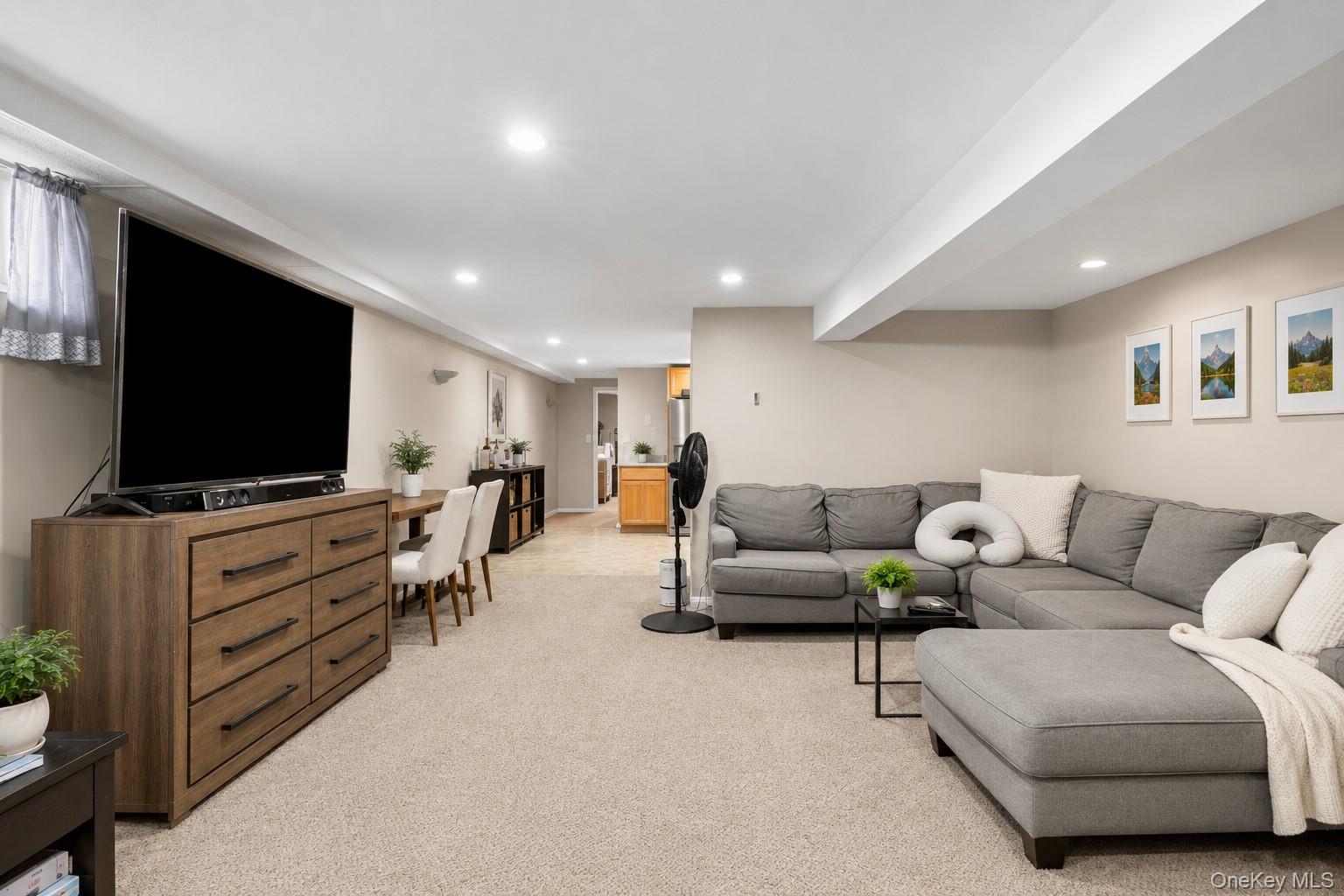 1024 First Avenue Property Photo 38
