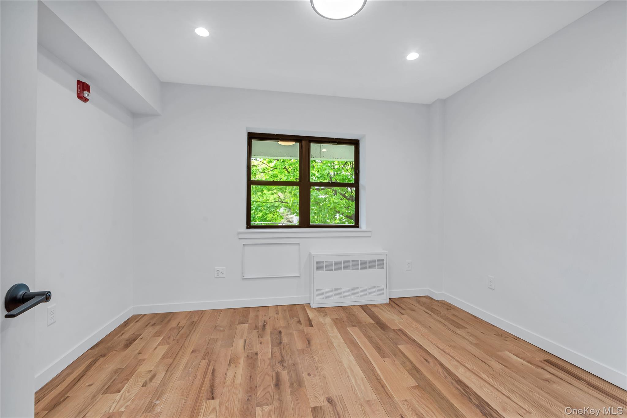671 Bronx River Road 4p Property Photo 8