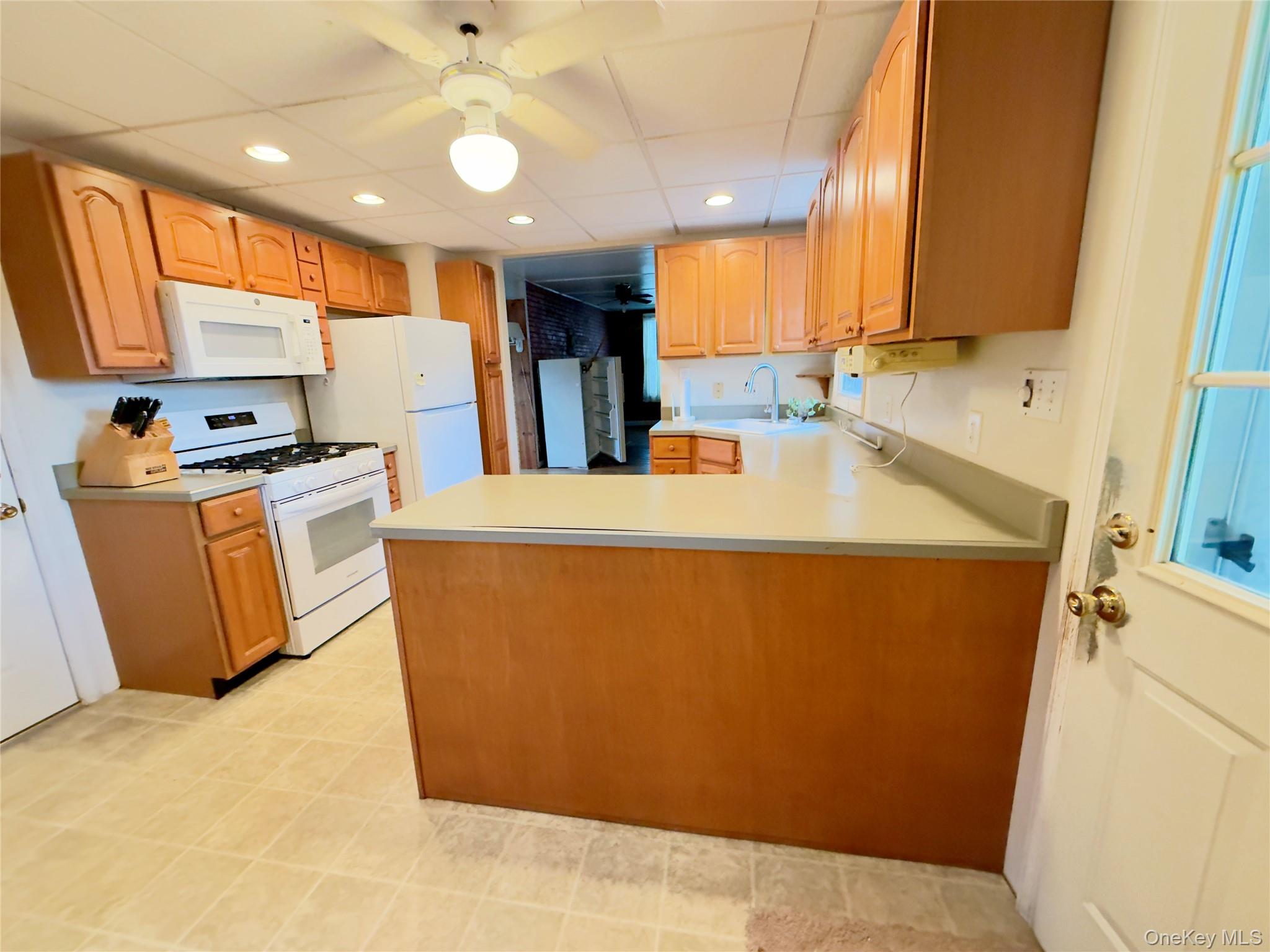 25 Church Street Property Photo 6