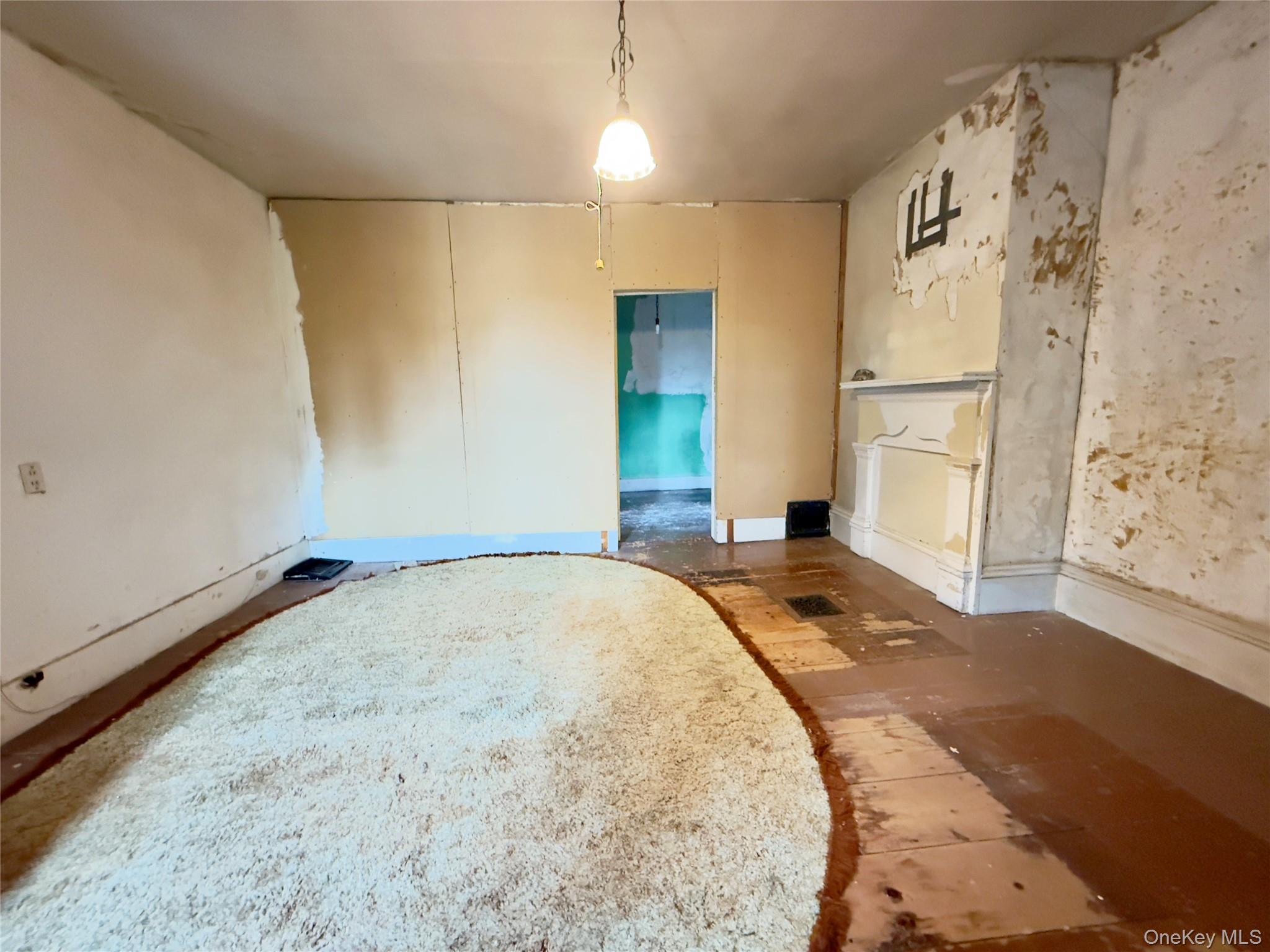 25 Church Street Property Photo 31