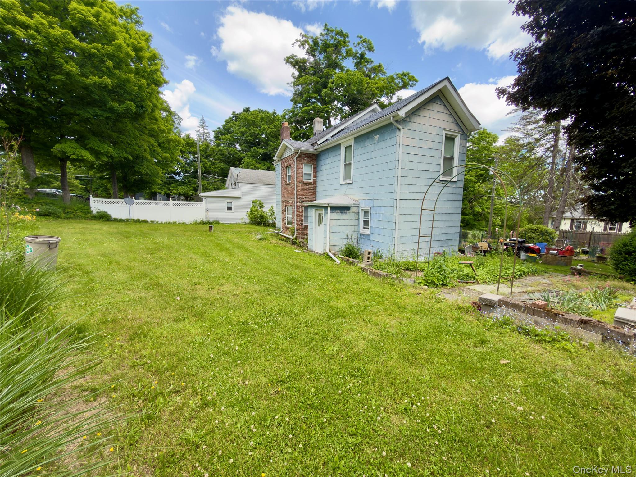 25 Church Street Property Photo 48