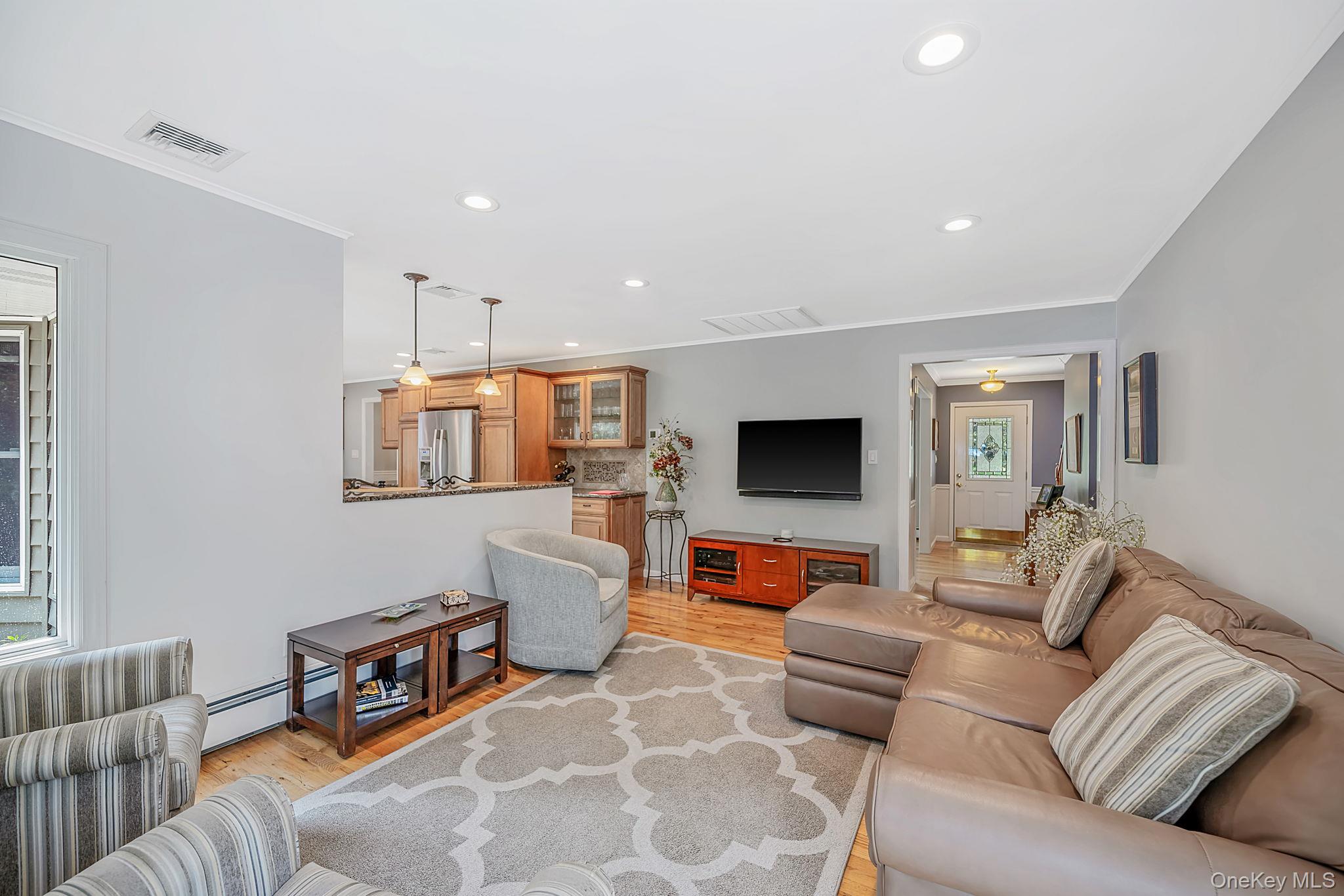 45 Hillcrest Avenue Property Photo 12