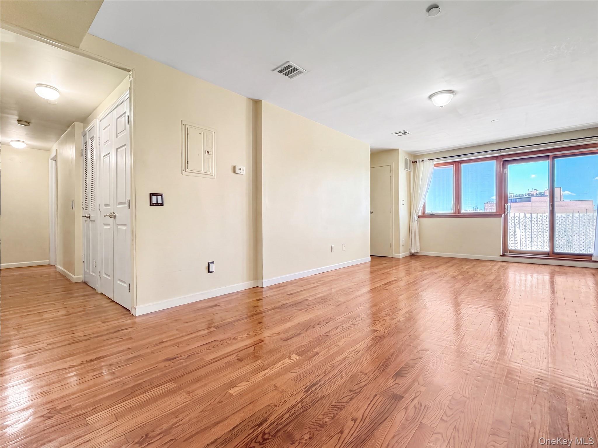 339 Avenue P 6b Property Photo 4