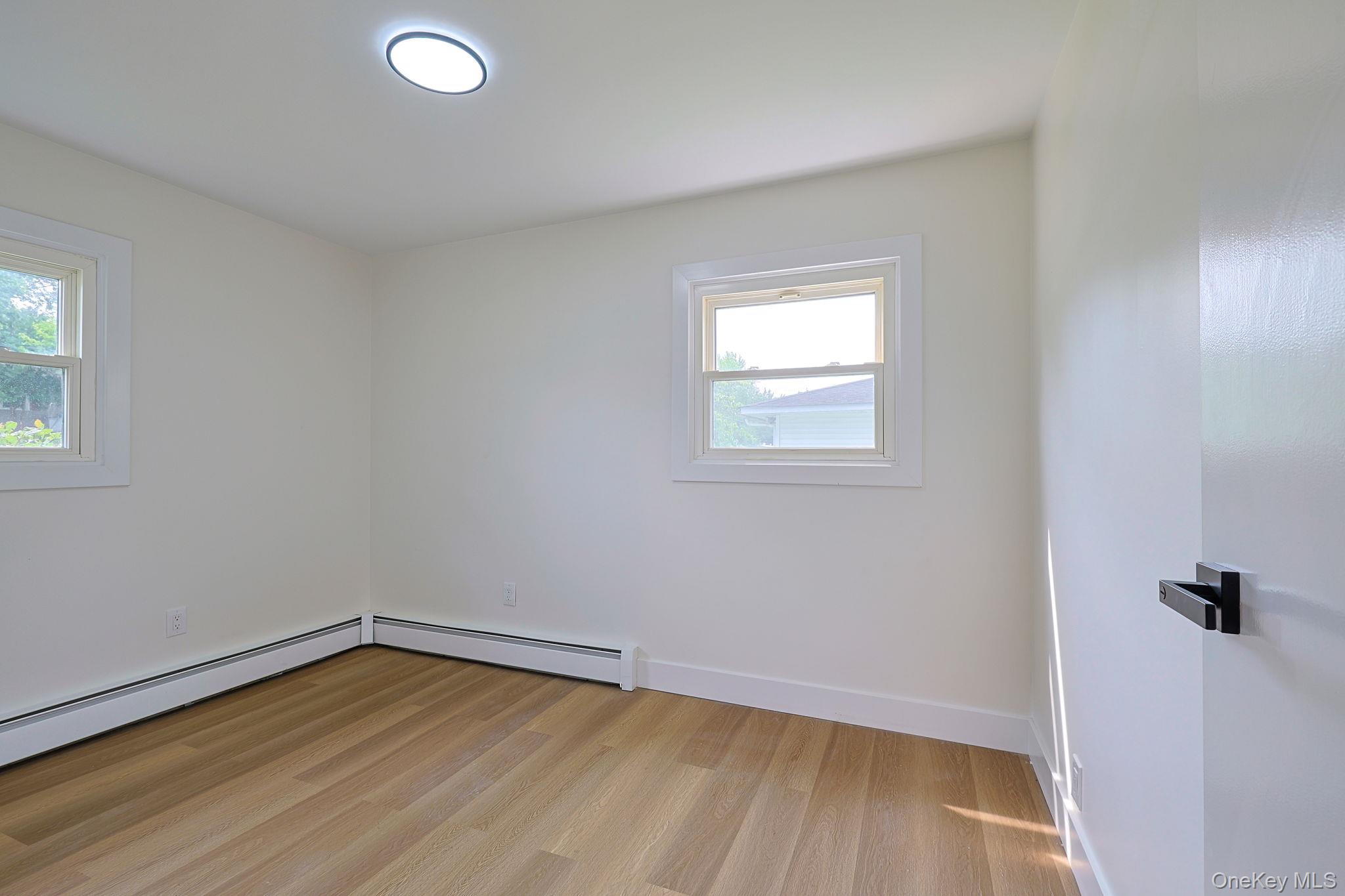15 Fleetwood Drive Property Photo 10