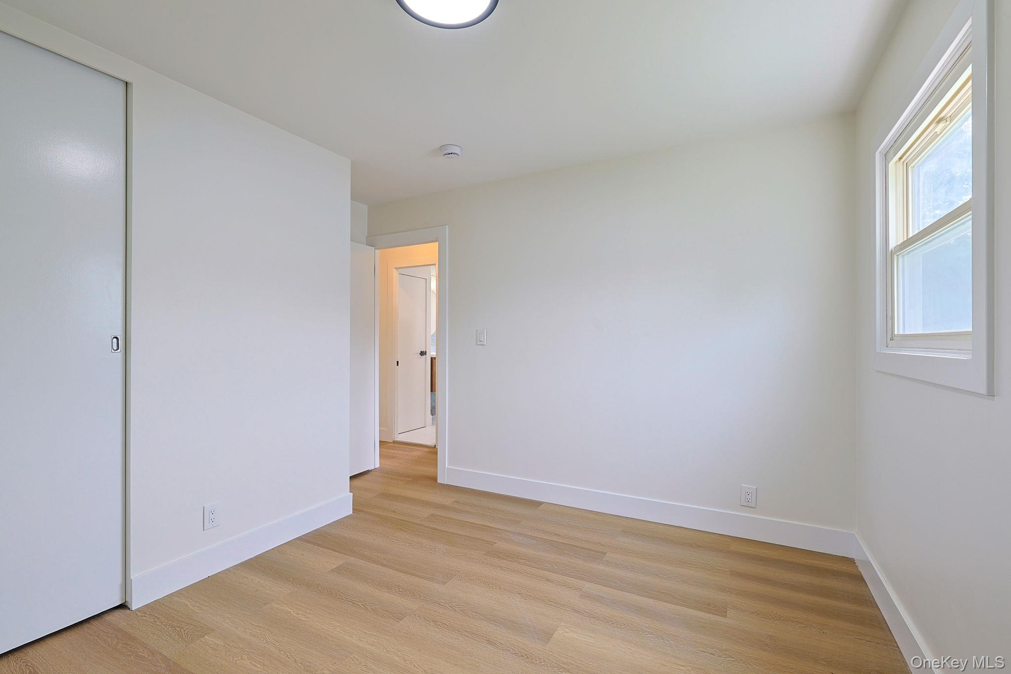 15 Fleetwood Drive Property Photo 13