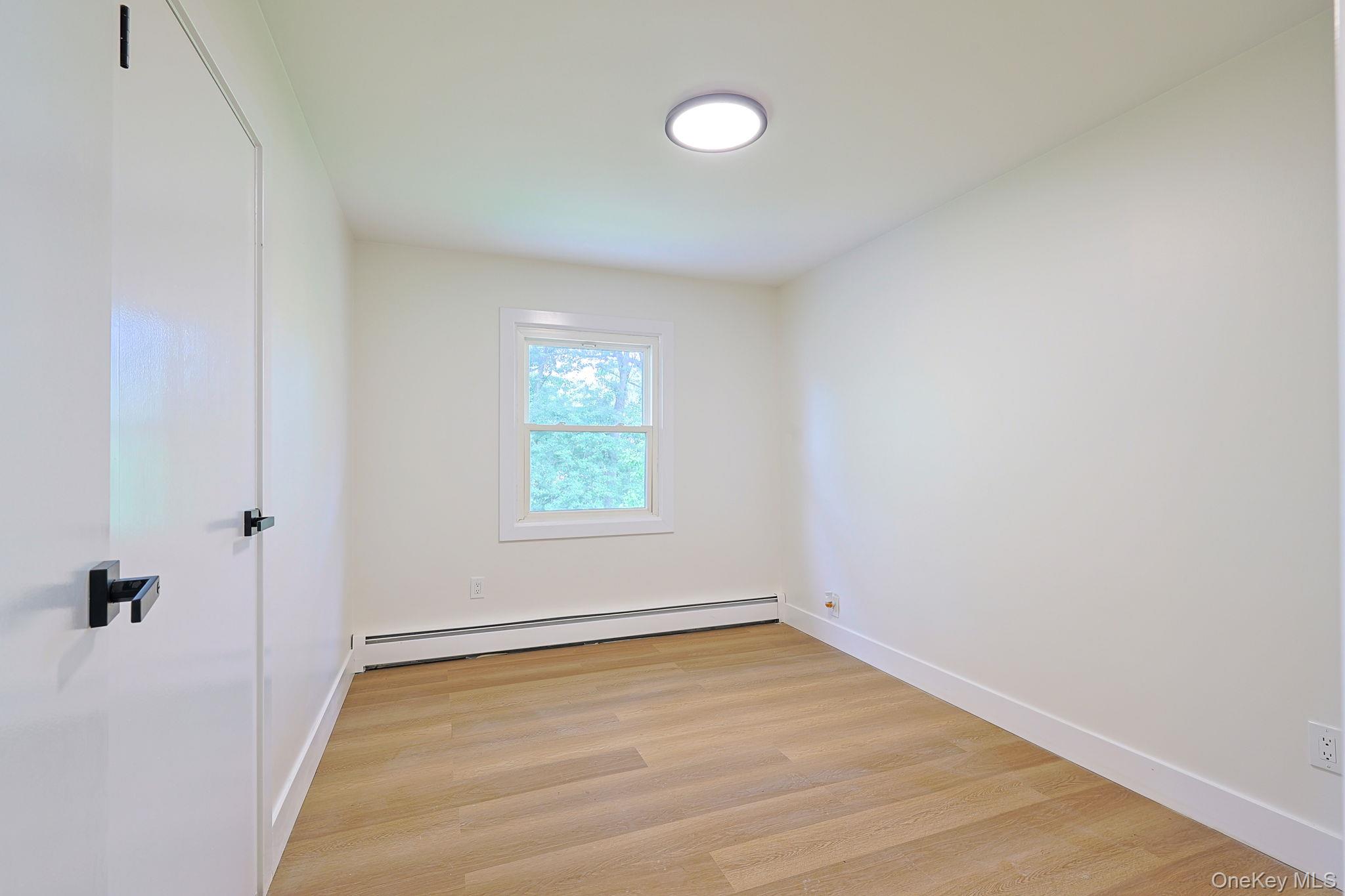 15 Fleetwood Drive Property Photo 14
