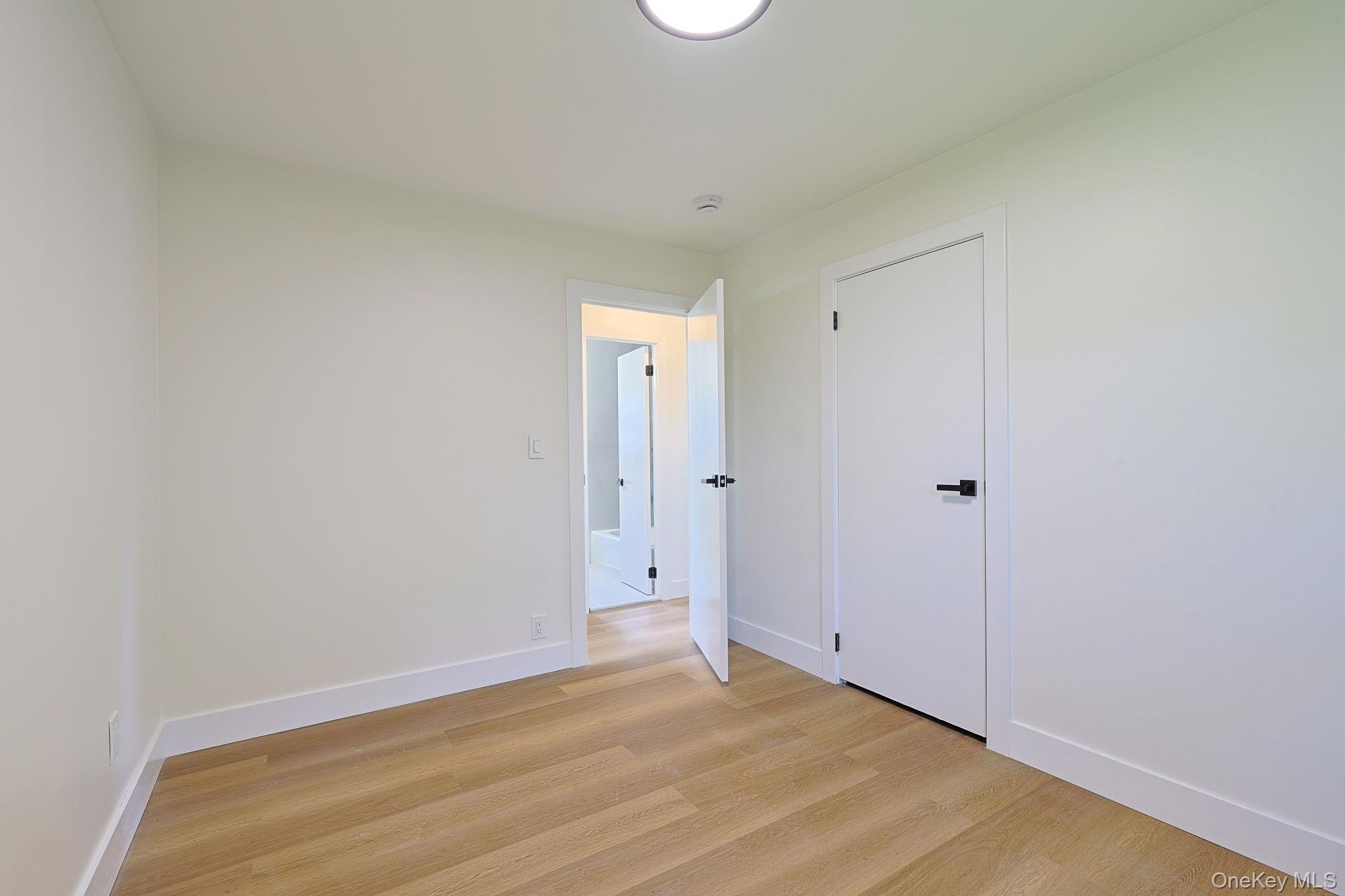 15 Fleetwood Drive Property Photo 15