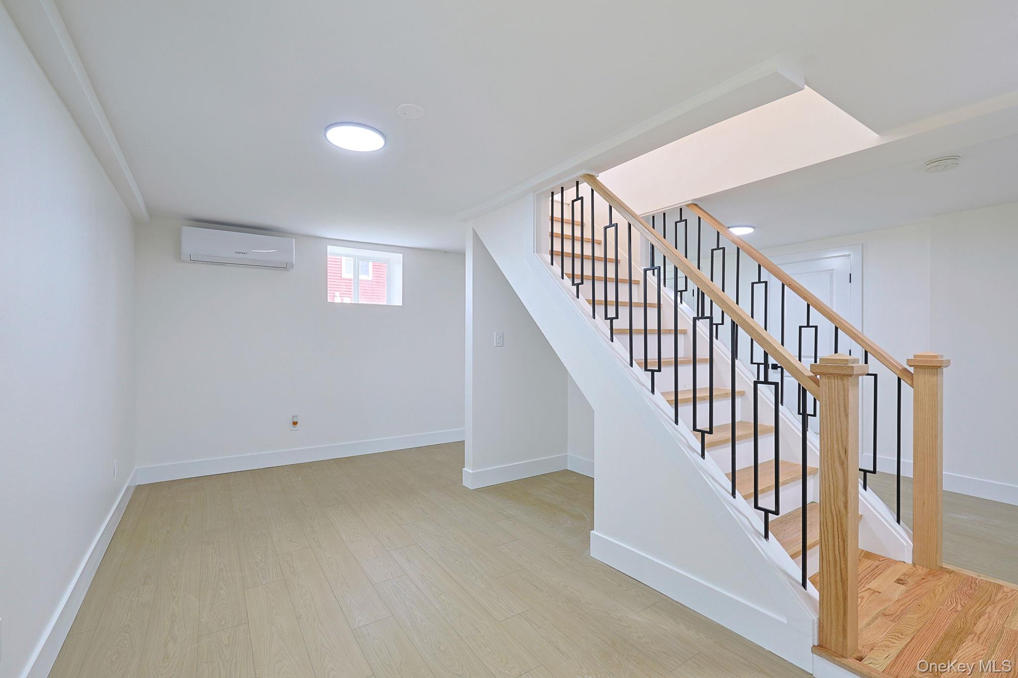 15 Fleetwood Drive Property Photo 16