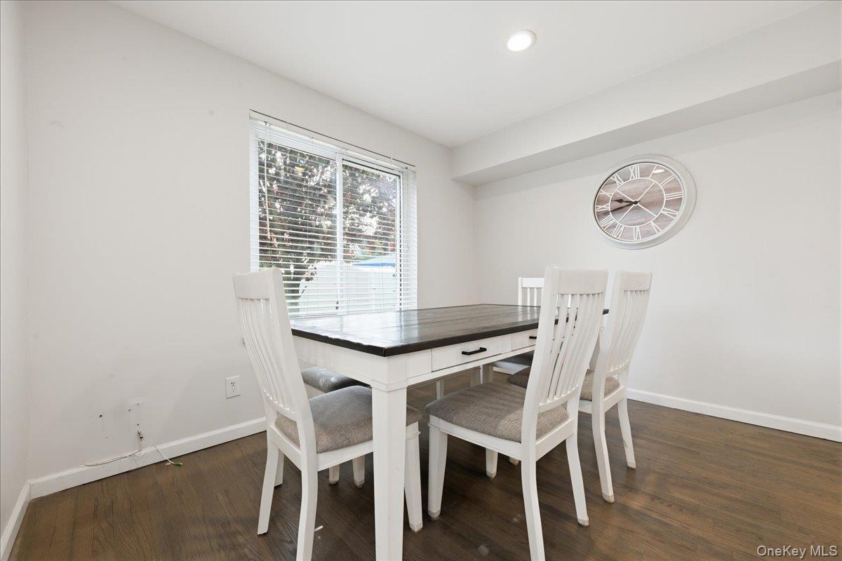 47 Alhambra Drive Property Photo 4