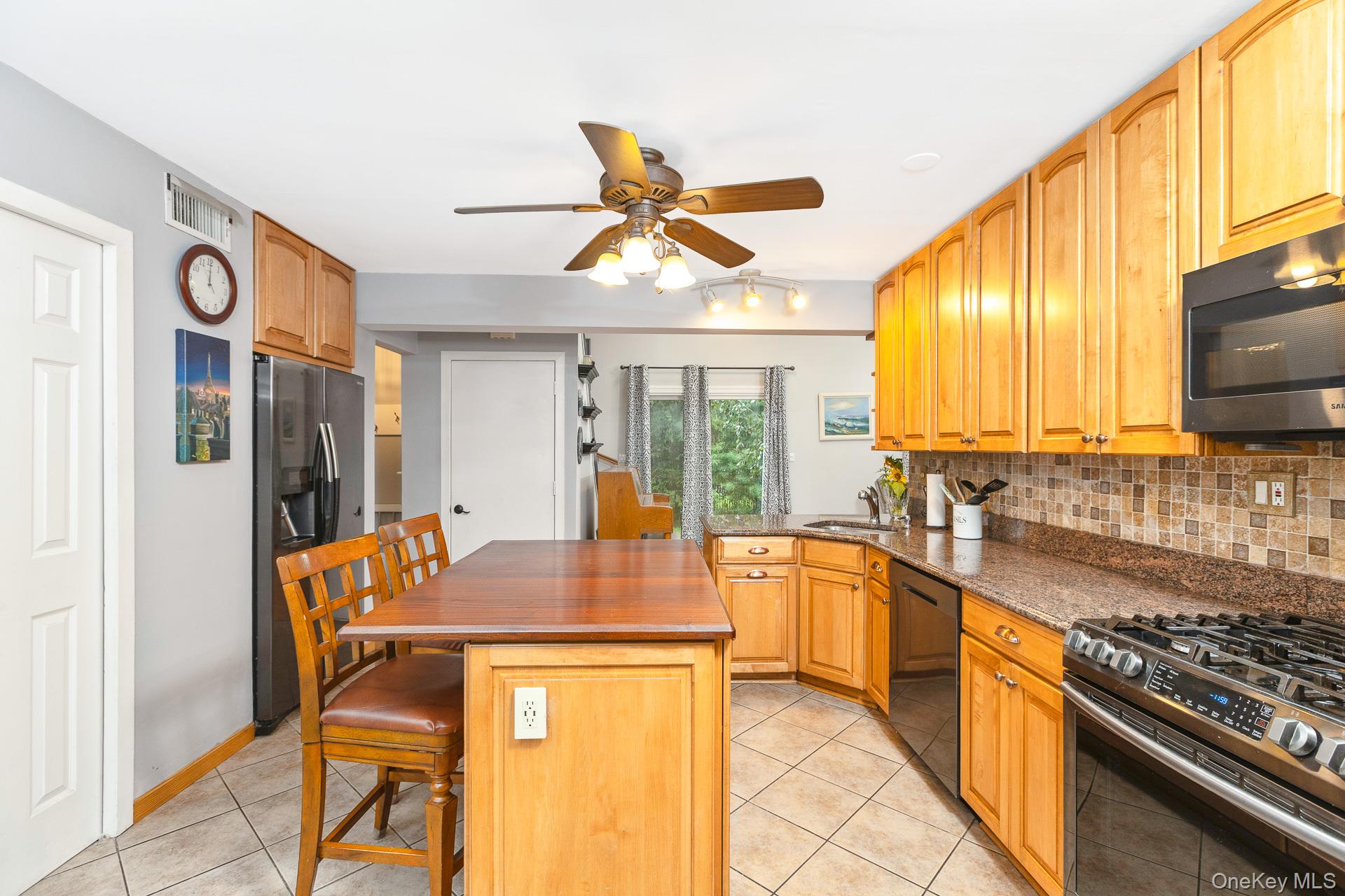30 Long Pond Road Property Photo 15