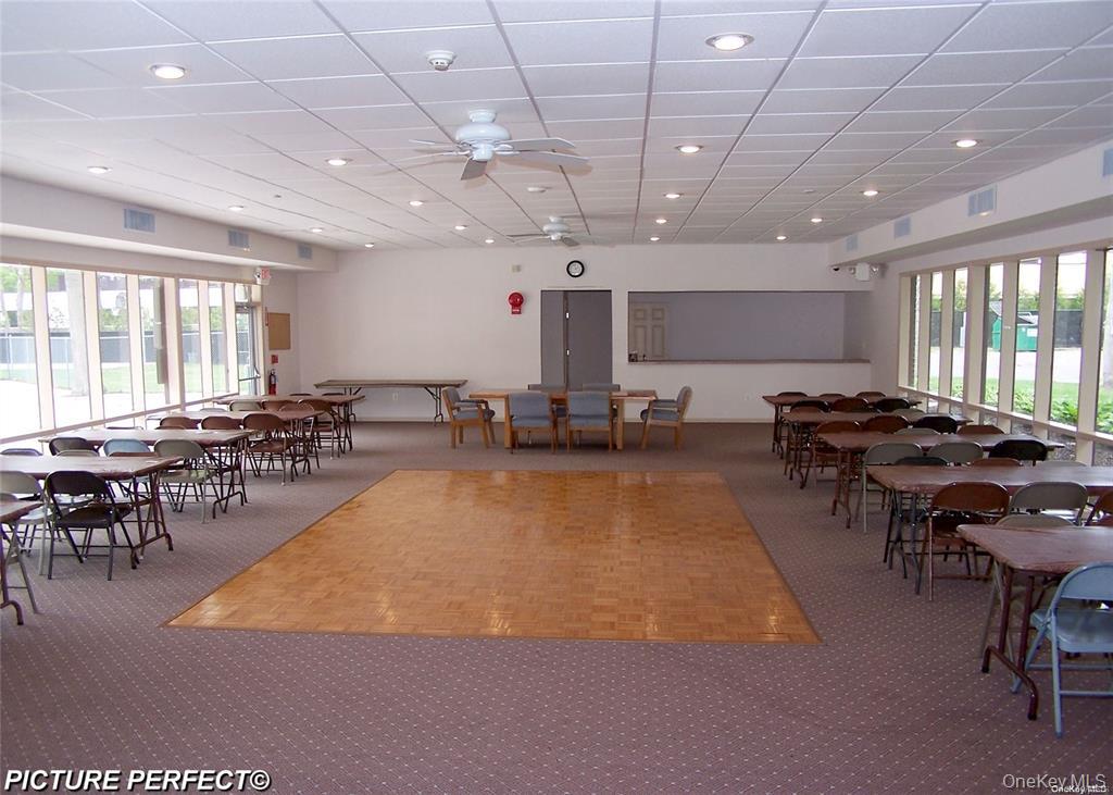 159 Cambridge Drive Property Photo 14