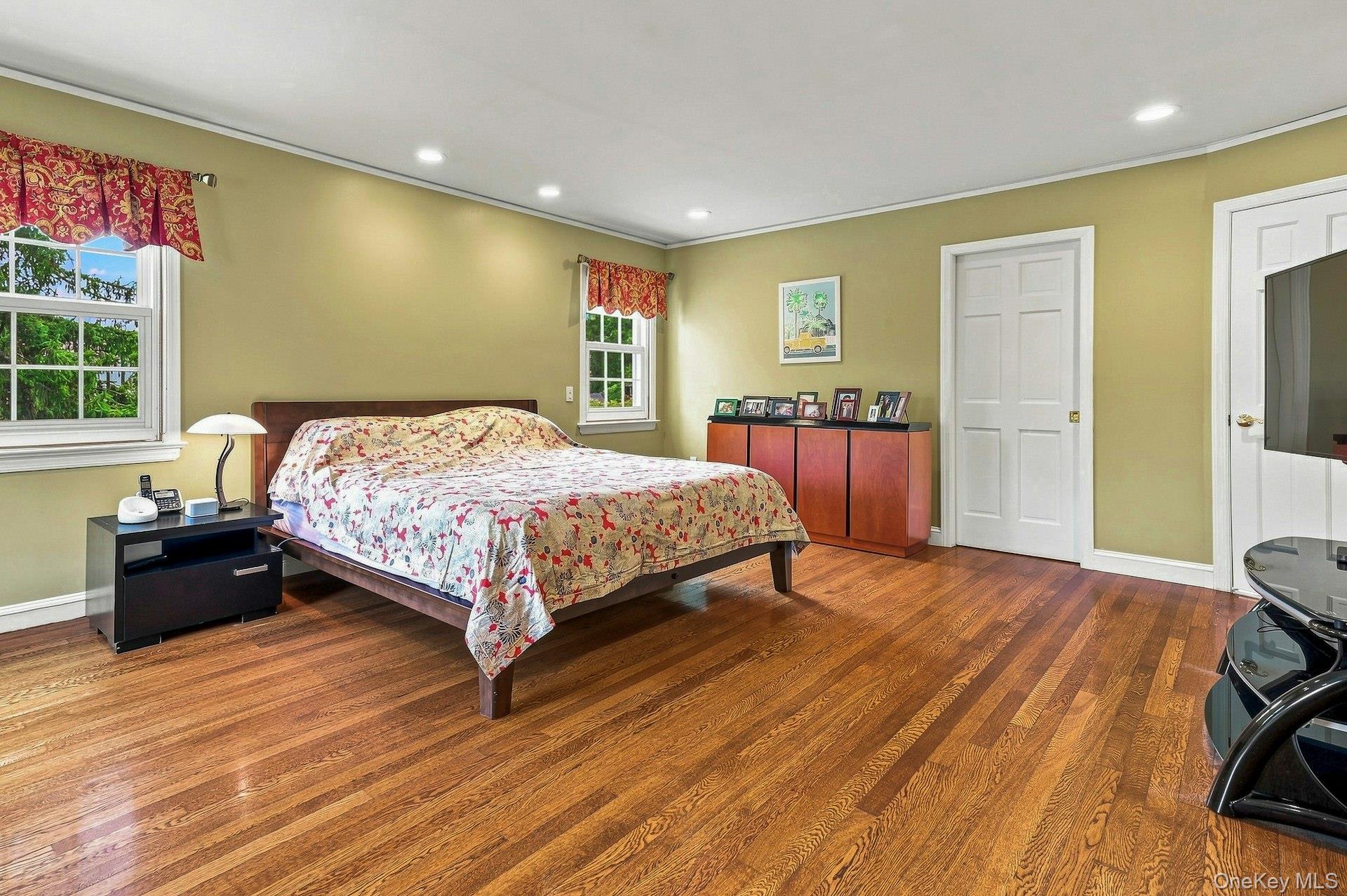 1 Shore Park Road Property Photo 14