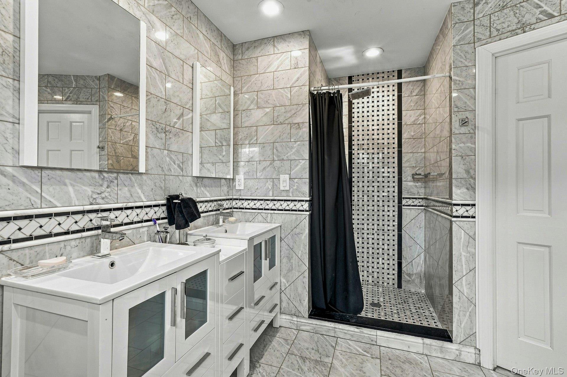 1 Shore Park Road Property Photo 16