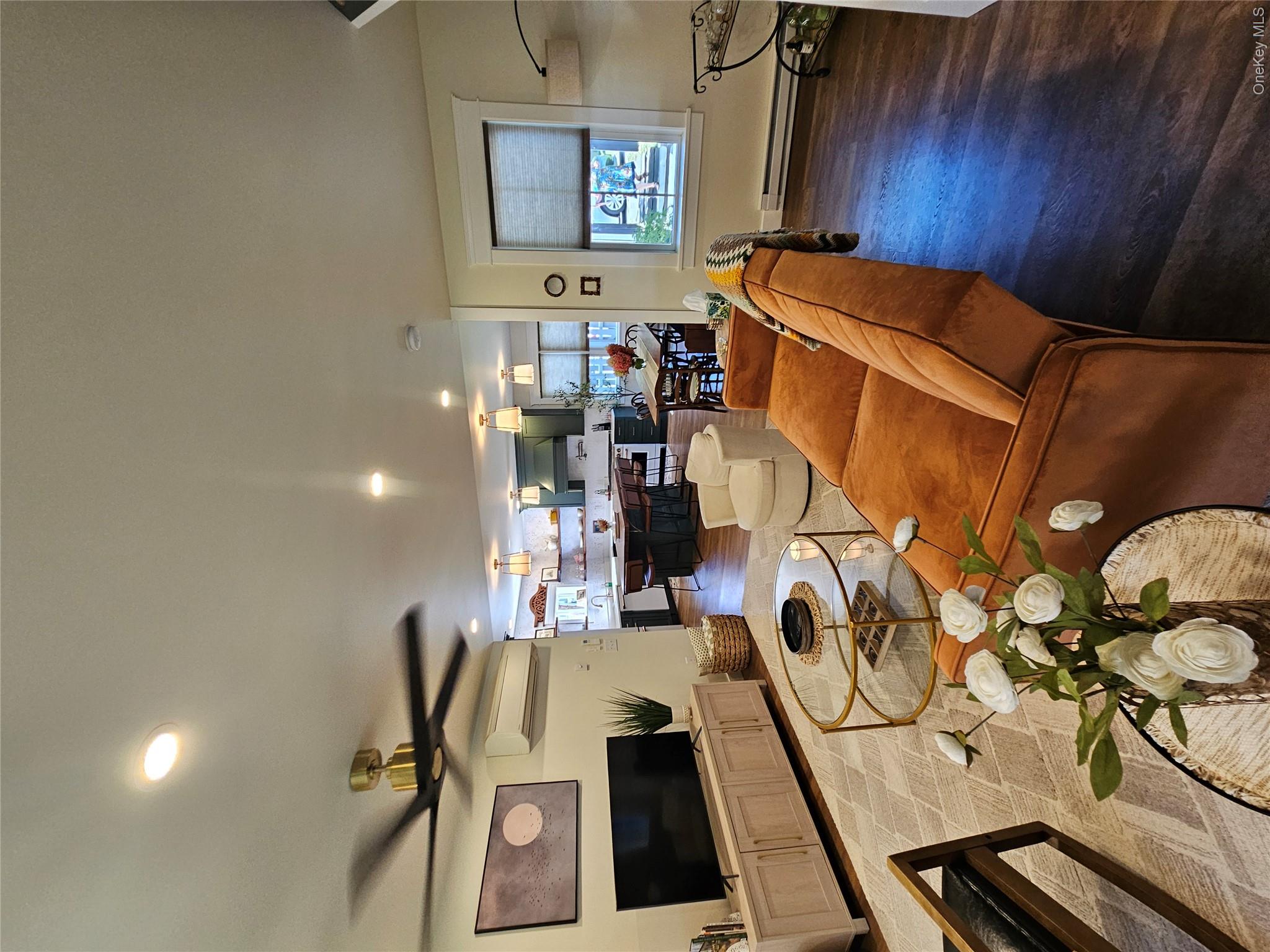 16 N Washington Street Property Photo 6