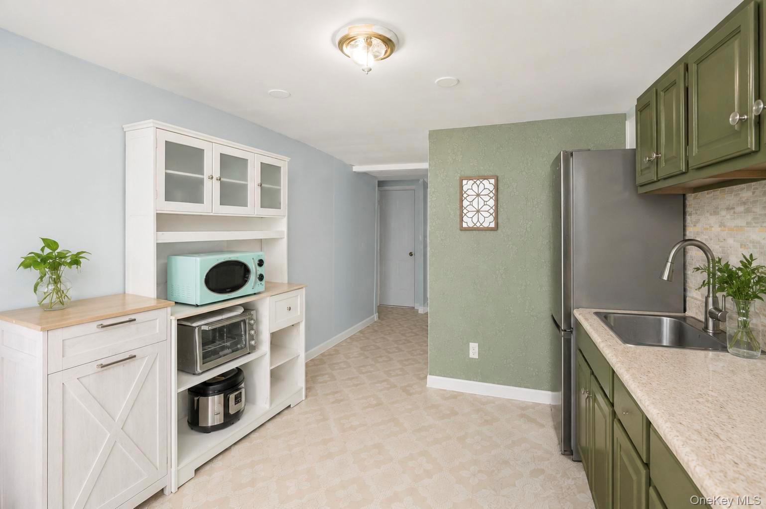25-50 86th Street Property Photo 21