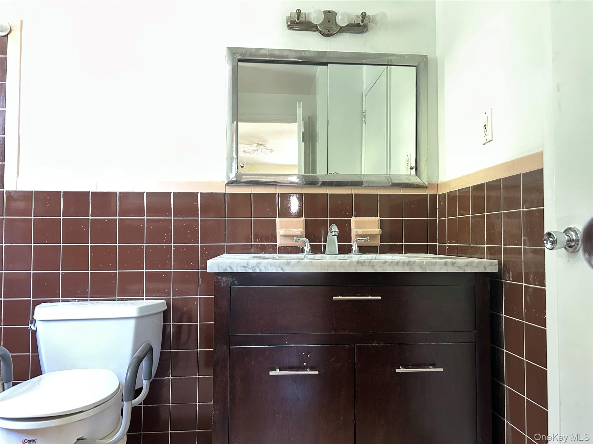 29 Jean Place Property Photo 5