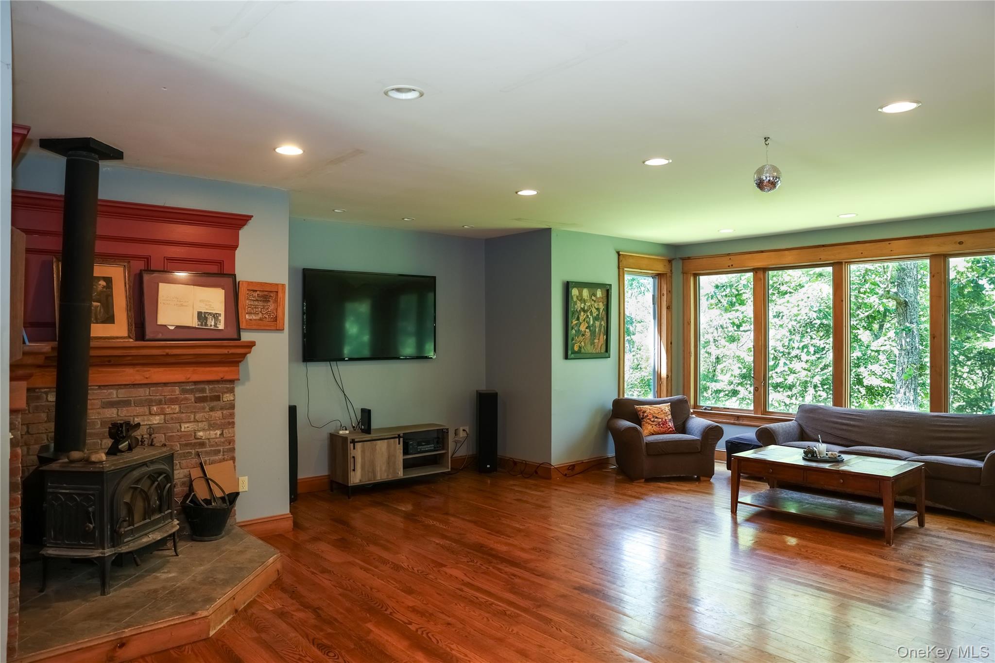 150 Deer Hollow Road Property Photo 5