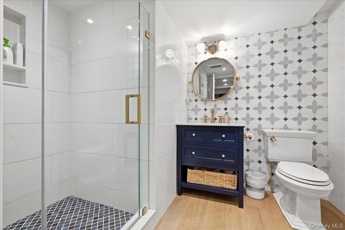 60 Kenwood Road Property Photo 33