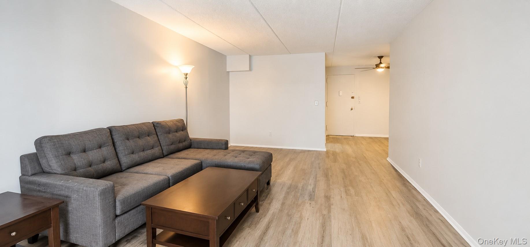 687 Bronx River Road 1j Property Photo 11