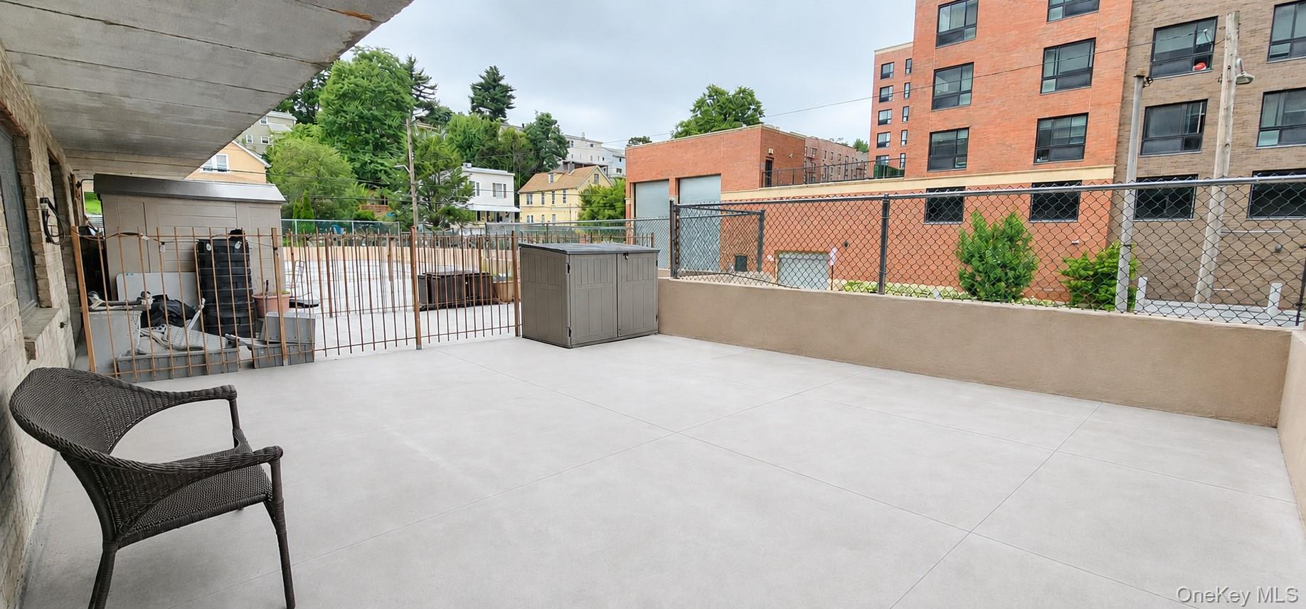 687 Bronx River Road 1j Property Photo 25