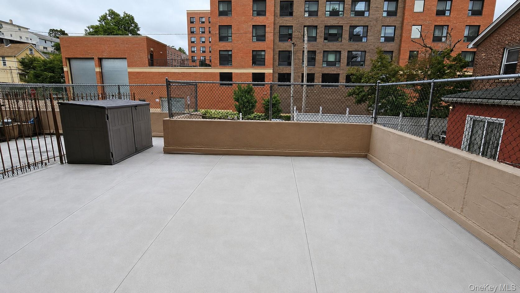 687 Bronx River Road 1j Property Photo 26