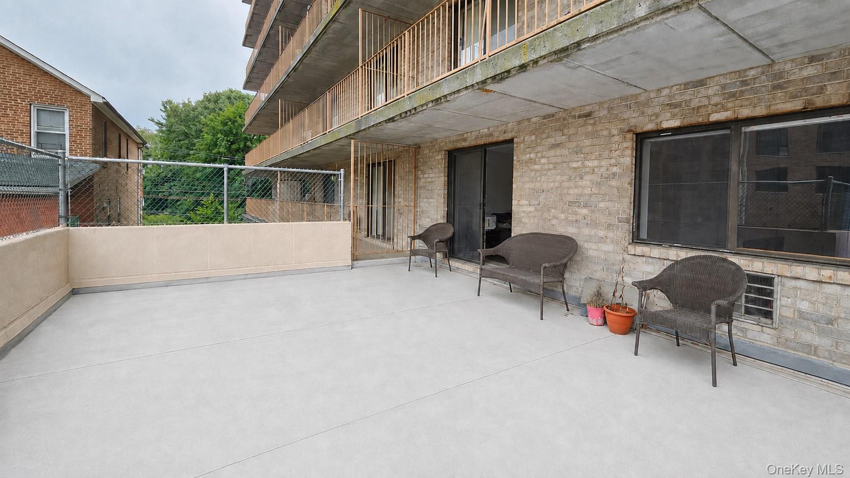 687 Bronx River Road 1j Property Photo 29