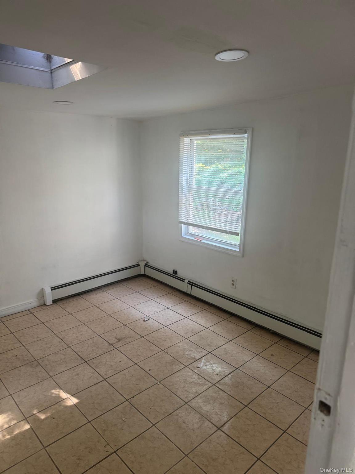 34 Midland Avenue Property Photo 7
